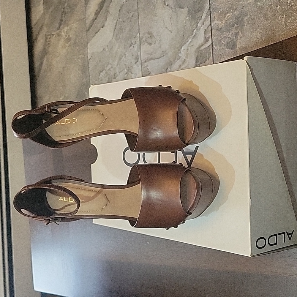 Aldo Laraa Platform Heel Peep toe sandals